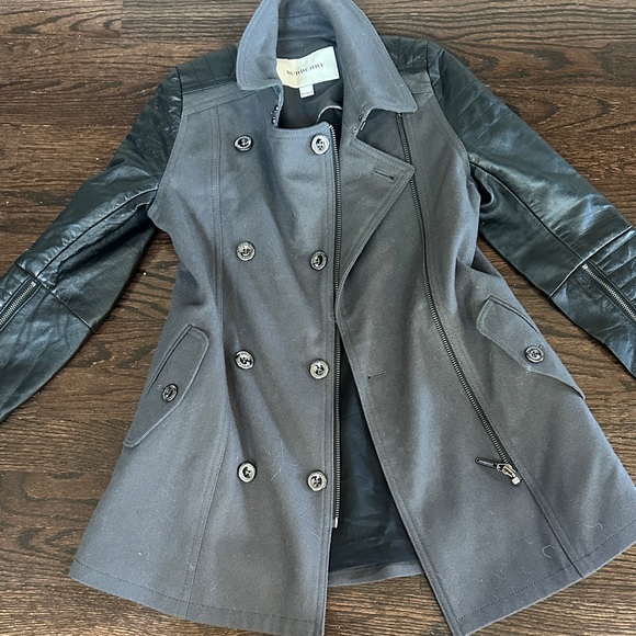 BURBERRY GIRLS LEATHER TRENCH COAT - Picture 1 of 1
